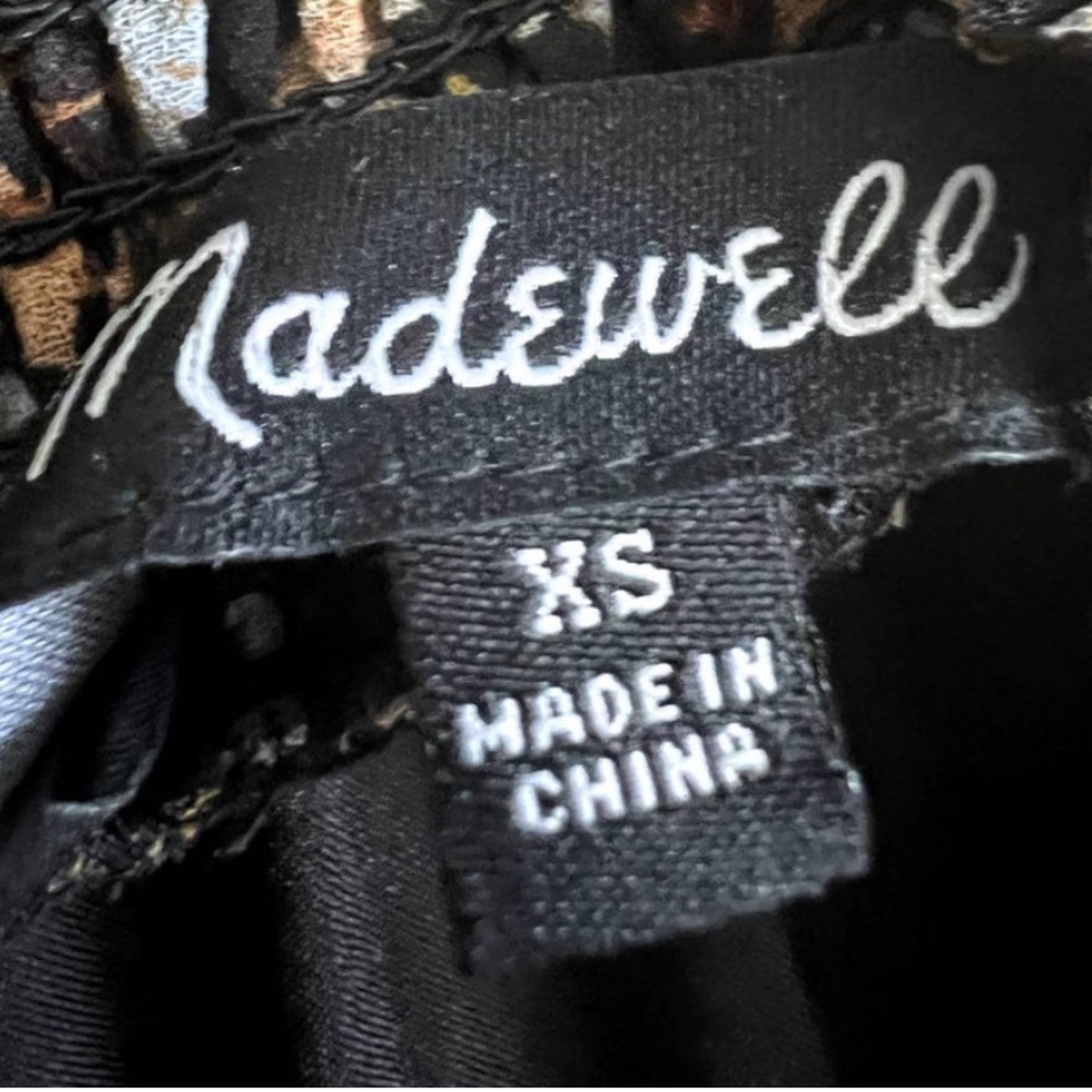 Madewell (Re)sourced Georgette Smocked-Neck Midi Dress in Folktale Paisl… - Picture 7 of 9